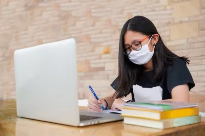 Membuat Materi Presentasi